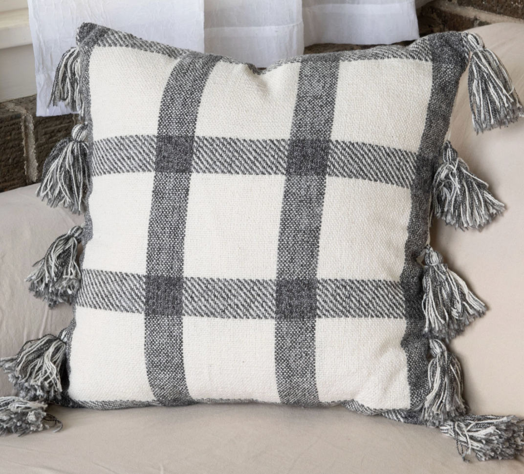 18X18 Jacque Hand Woven Pillow In Black